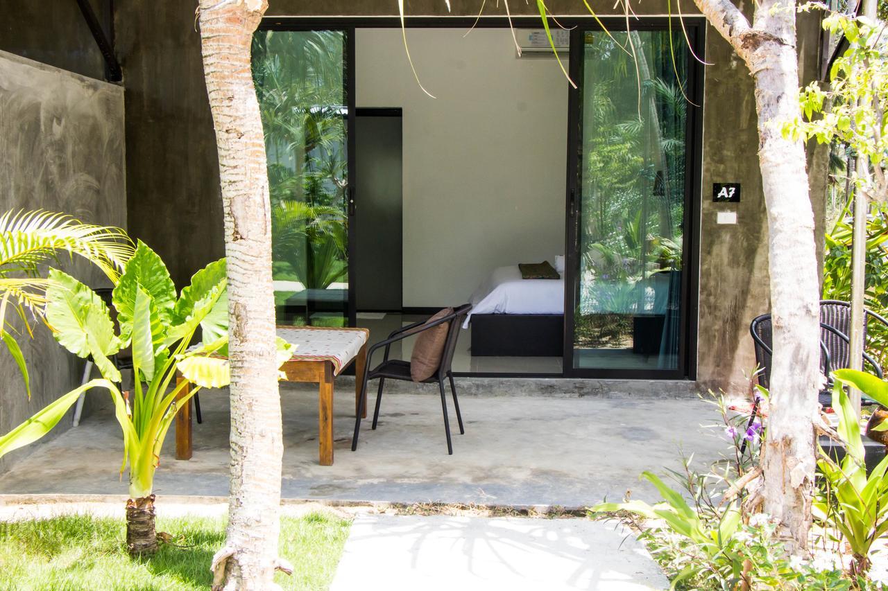 Hotel Natai House Extérieur photo