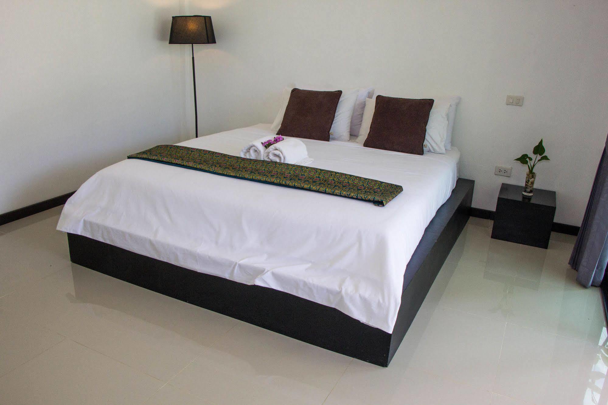 Hotel Natai House Extérieur photo