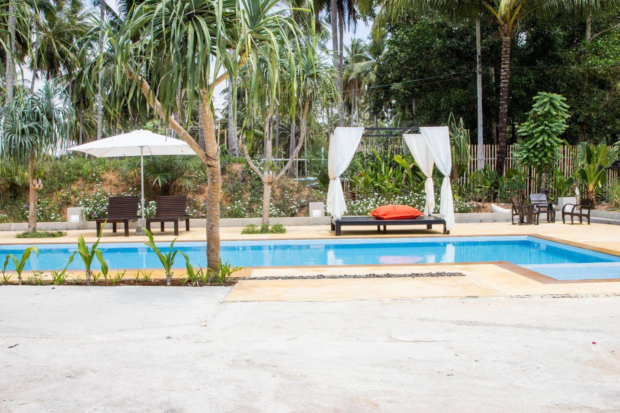 Hotel Natai House Extérieur photo